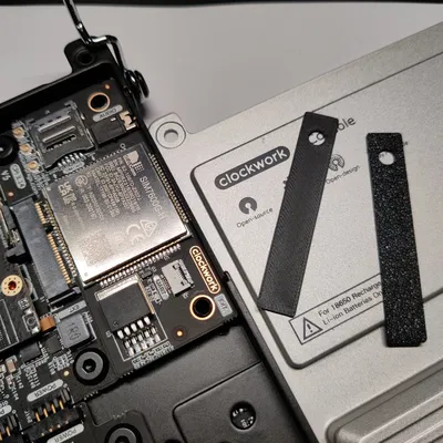 Đế Gắn Clockwork Pi uConsole LTE/Không LTE