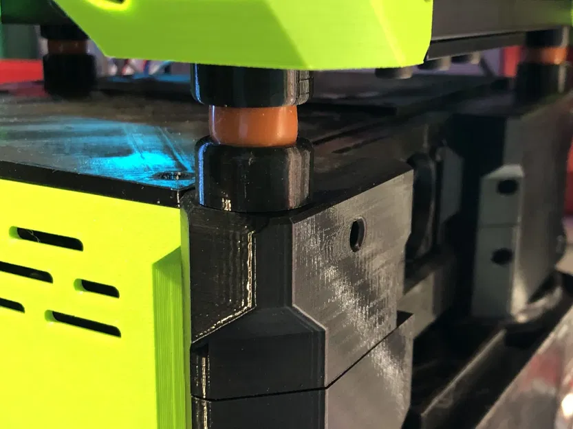 Chân đế Silicon cho Vỏ máy Rat Rig V-Minion từ Squirrelbrain - Image 2