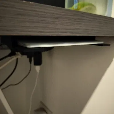 Đế Giữ Trackpad Mac Gắn Dưới Bàn