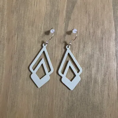 Bông Tai Hình Giọt Nước Dáng Hình Thoi