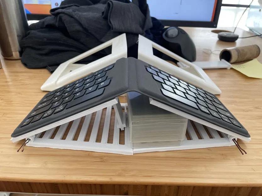 Bàn phím iClever Tách rời có thể gập và nâng cao - Image 1