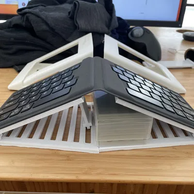 Bàn phím iClever Tách rời có thể gập và nâng cao