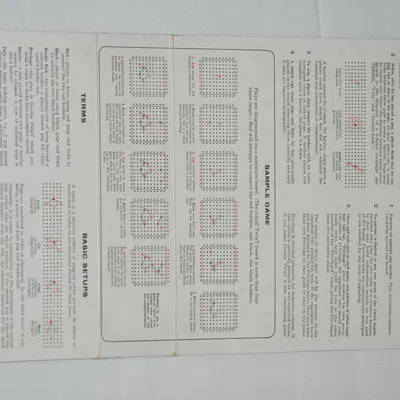 TwixT "Trò Chơi Chiến Thuật Độc Đáo Mới Dành Cho Hai Người" Xuất Bản Năm 1962 Bởi Avalon Hill