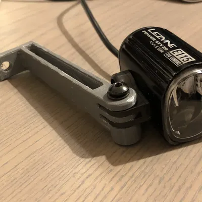 Pas dài gắn đèn xe đạp