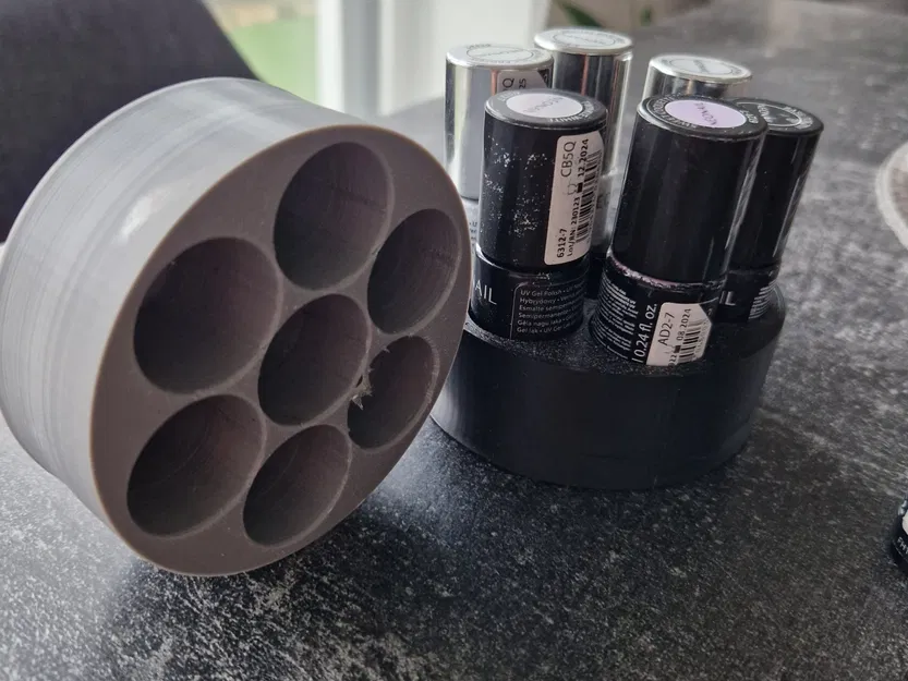 Đế Đựng Sơn Móng Tay/ Neonails - Image 1