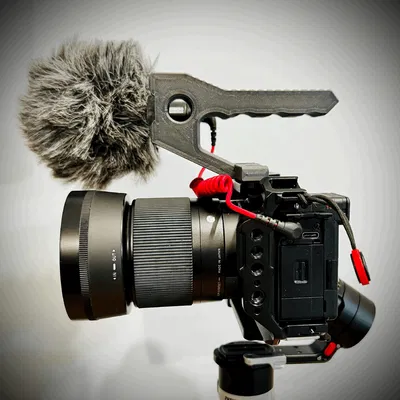 Top handle camera rig