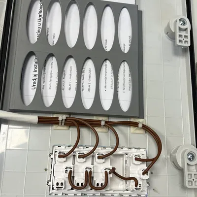 Giá Đỡ Tài Liệu Tủ Điện - Dạng Ống