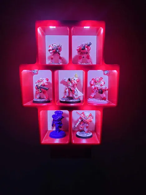 Kệ Trưng Bày 40k Có Đèn LED - Image 1