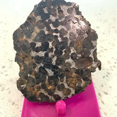 Giá đỡ thiên thạch