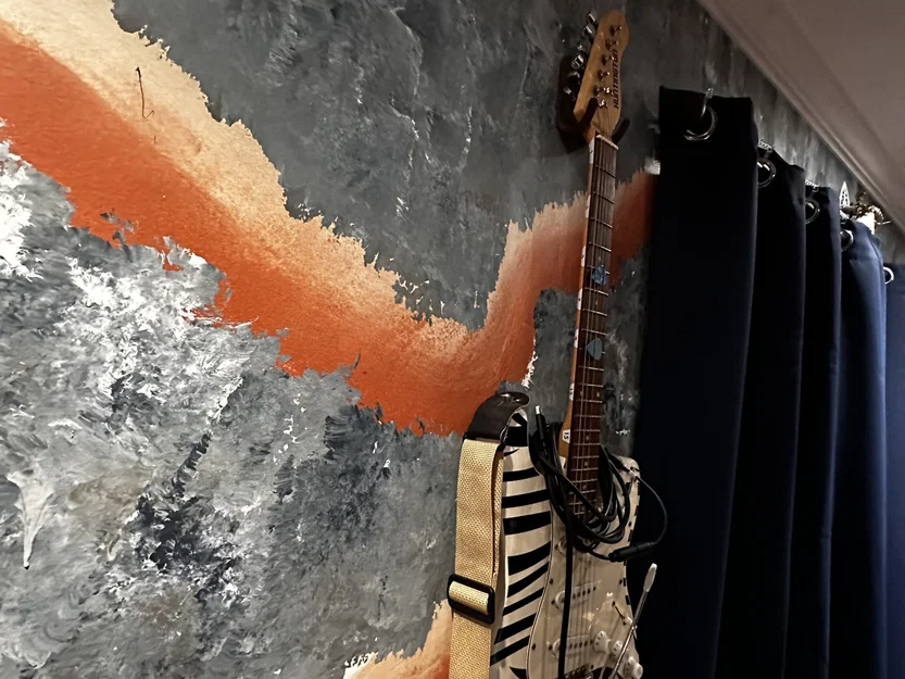 Móc Đàn Guitar Âm Tường - Image 1