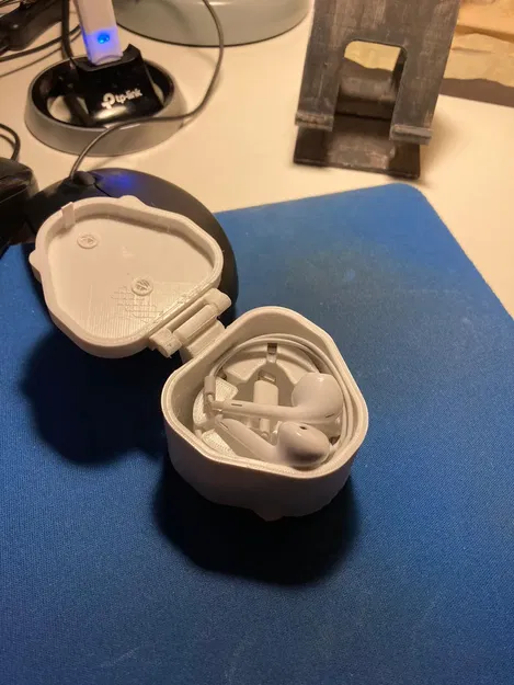 Title Earbud case Tóm tắt Hộp đựng có bản lề đa năng ban đầ - Image 1