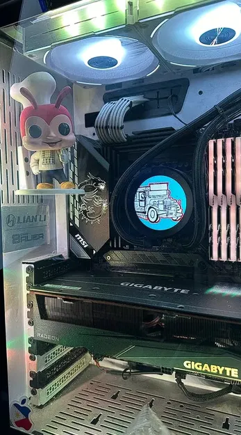 Giá đỡ tượng Funko POP! Lian Li PC-O11 Dynamic - Image 1