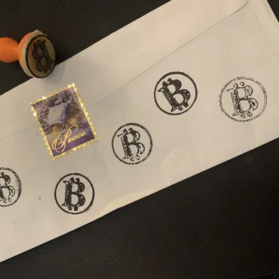 Con Dấu Bitcoin Mùa Lễ Hội