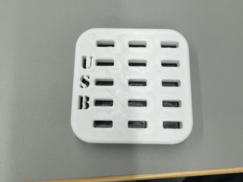 Title USB Drive Holder Tóm tắt Giá đỡ ổ USB DANH MỤC Máy in 3D - Image 1