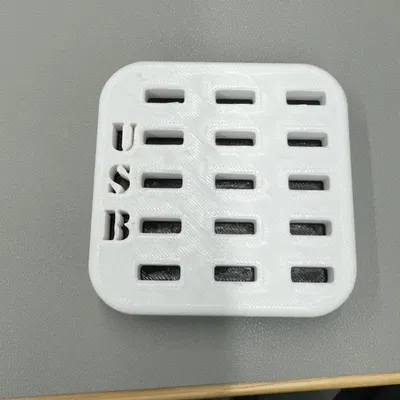 Title USB Drive Holder Tóm tắt Giá đỡ ổ USB DANH MỤC Máy in 3D