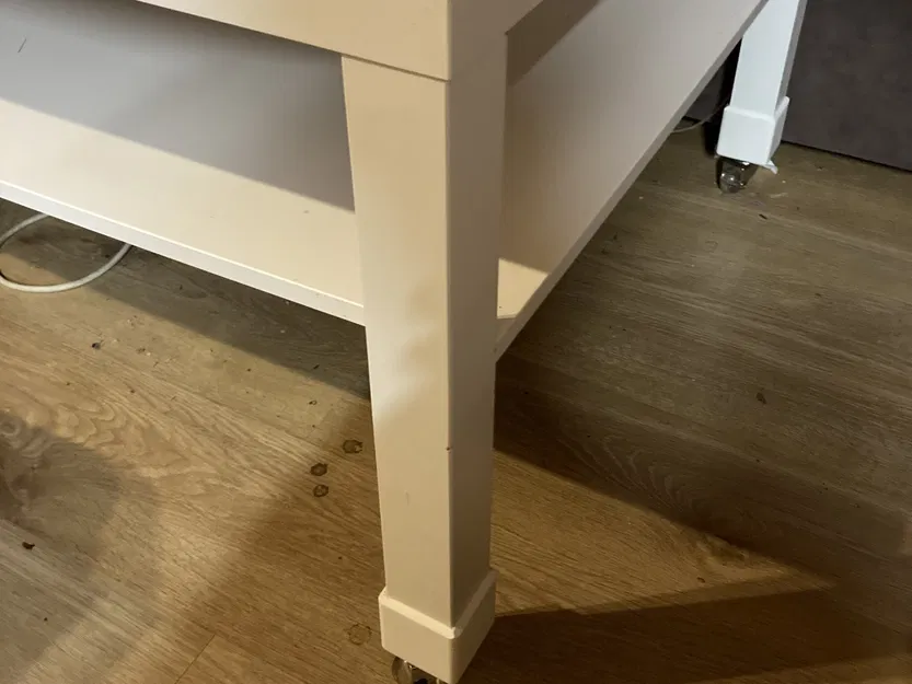 Chân Bàn IKEA Lack Để Gắn Bánh Xe - Image 2