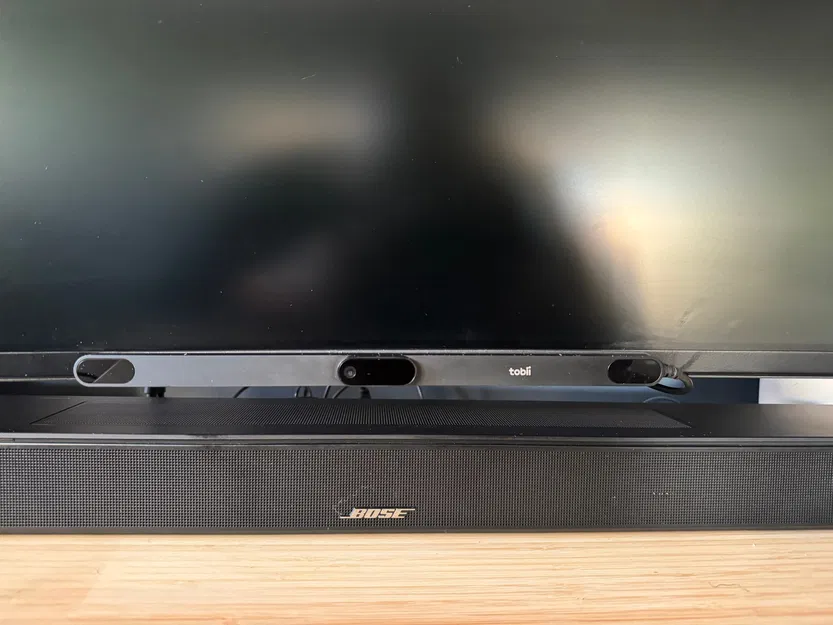 Giá đỡ Tobii Eye Tracker cho màn hình cong và phẳng - Image 2