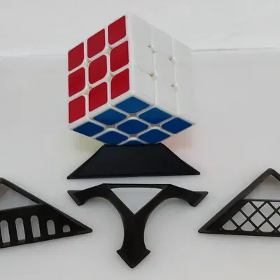 Chân đế trưng bày Rubik's cube
