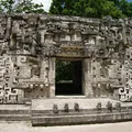 Ngôi nhà của Miệng Rắn - Chicanná, Mexico - Thumbnail 10