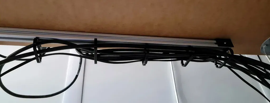 Kẹp quản lý dây cáp cho nhôm định hình 2020 - Image 4