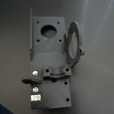 Mount BMG và V6 Hevo