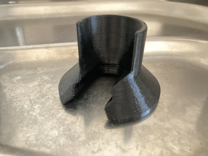 Upside down dishwashing liquid holder - Image 4