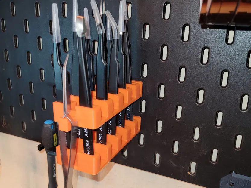 Giá Đỡ Nhíp SKADIS - Image 1