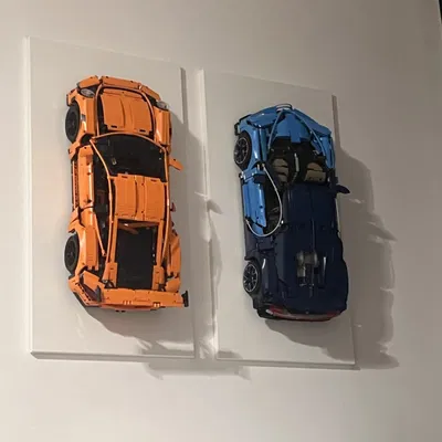 Giá Treo Tường LEGO Technic - Porsche 911 GT3 RS (42056)