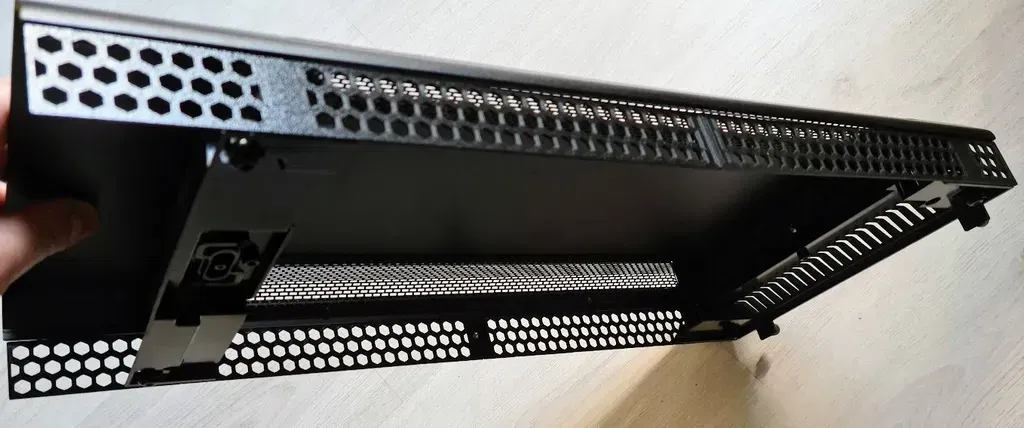 Phanteks Enthoo Evolv X - top riser for better airflow - Image 4