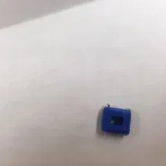 Ghim lưỡi dao có lỗ để ghim