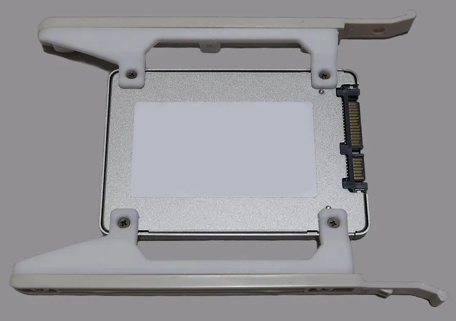 Khung Chuyển Đổi Ổ Cứng 2.5" SSD/HDD sang Khay 3.5" - Image 4