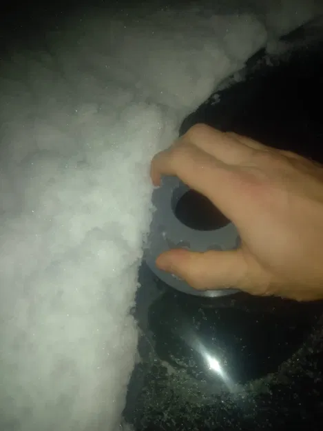 Cone Ice Scraper - Image 2