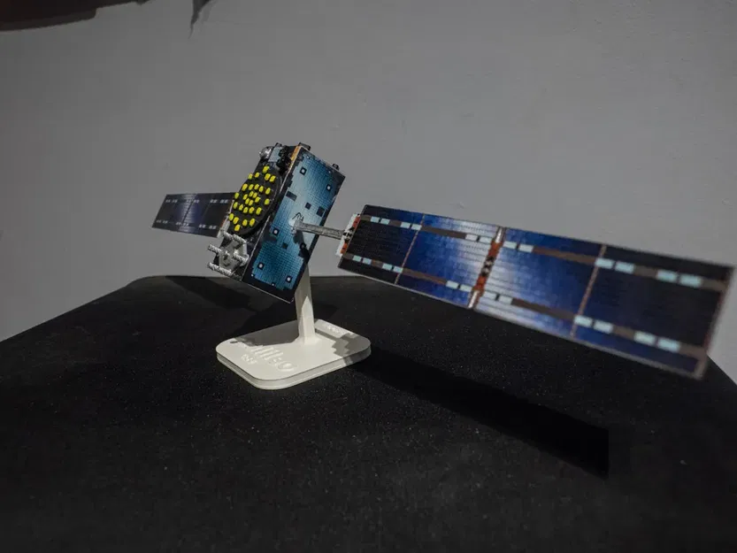 Mô Hình Vệ Tinh Định Vị Galileo - Image 5