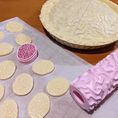 Khuôn Cắt Bánh & Con Lăn In Hình Bộ Não