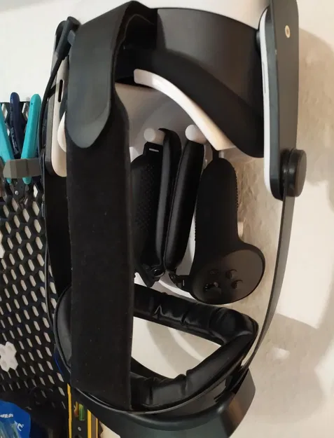 Giá treo Meta Quest 3 kèm chỗ để tay cầm (remix) - Image 1