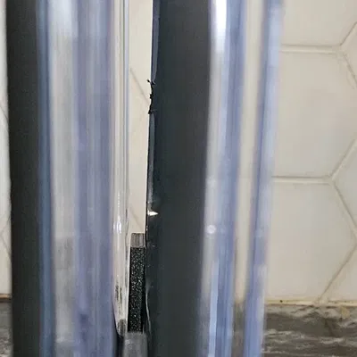 Rubbermaid Brilliance Lid Holder