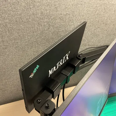 SmartBracket X30 - Giá đỡ laptop cho ống vuông 30mm x 30mm