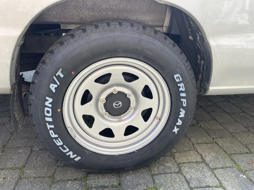 Nắp Chụp Mâm Xe Mazda B-Series - Image 2