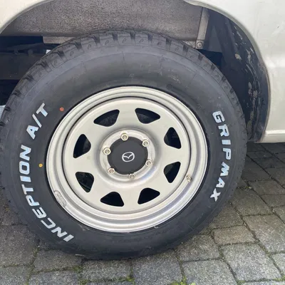 Nắp Chụp Mâm Xe Mazda B-Series