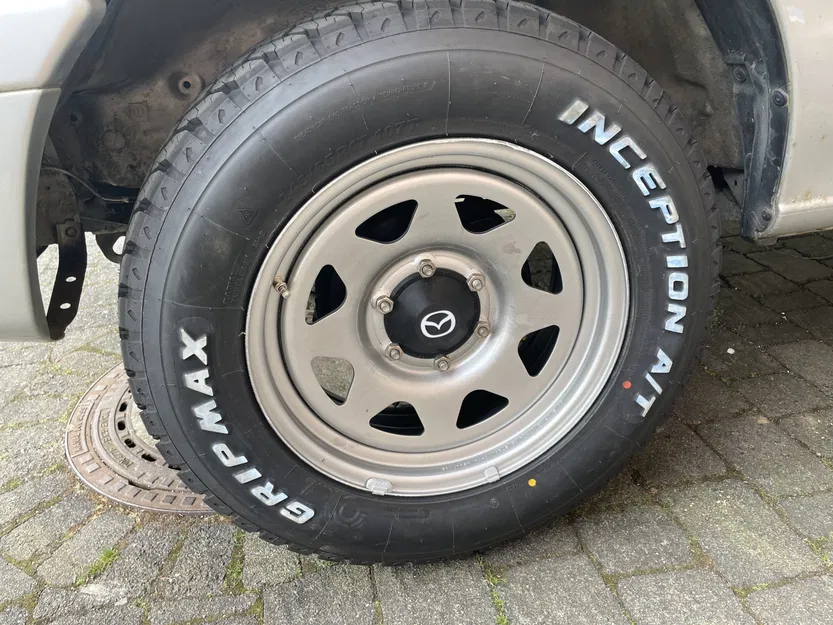 Nắp Chụp Mâm Xe Mazda B-Series - Image 3