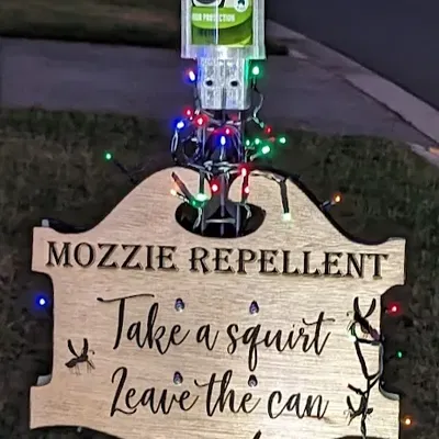 Giá Đỡ Lon Xịt Muỗi