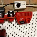 Milwaukee M12 Charger SKADIS mount - Thumbnail 1