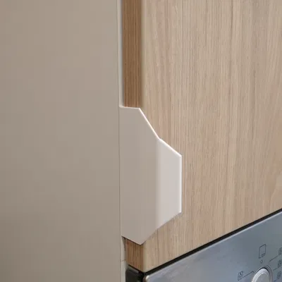 Tay Nắm Cửa Tủ và Ngăn Kéo Không Khoan Cho Tấm Dày 18mm