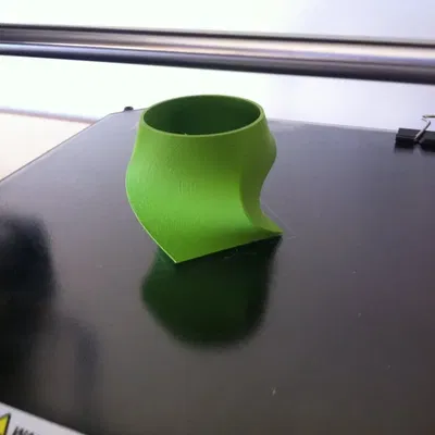 BÌNH HOA VUÔNG RA TRÒN (SQUARE TO CIRCLE VASE)