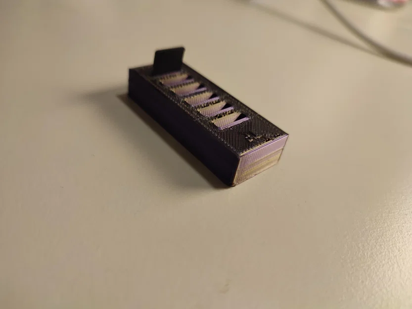 Kệ Đựng Thẻ TF - Image 1