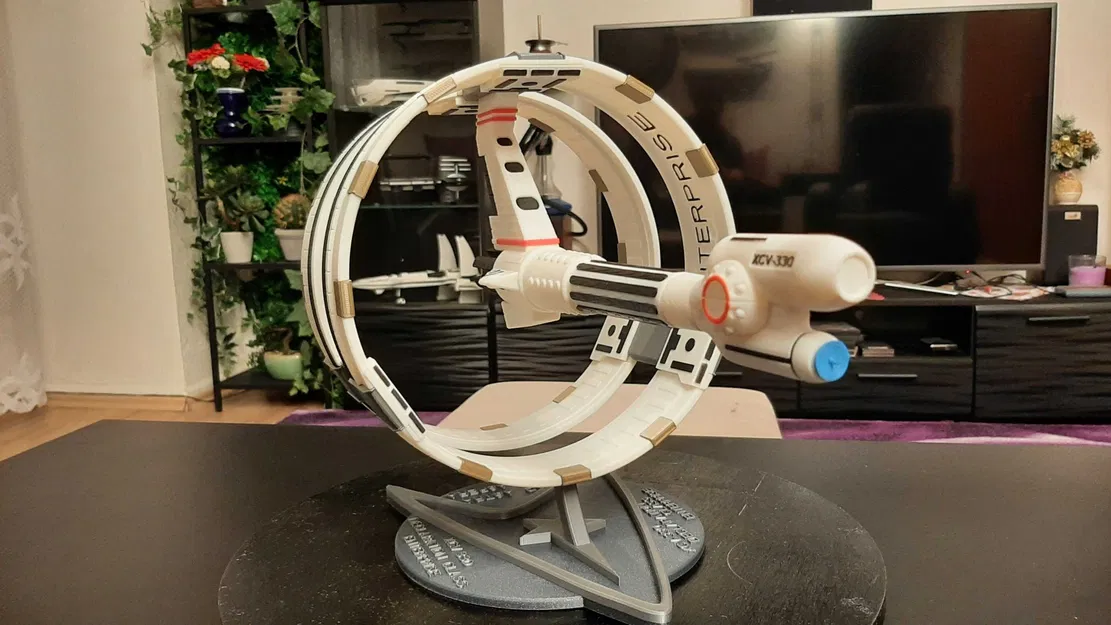 Mô Hình Enterprise - Lớp Declaration (XCV-330) Star Trek - Image 1