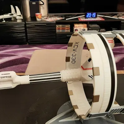 Mô Hình Enterprise - Lớp Declaration (XCV-330) Star Trek