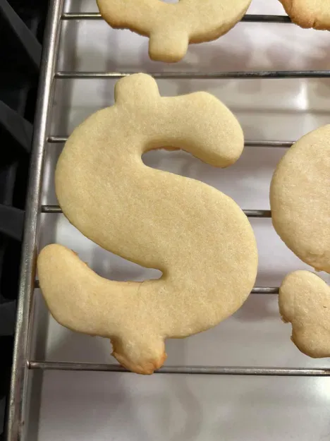 Khuôn Cắt Bánh Hình Dấu Đô La - Image 4