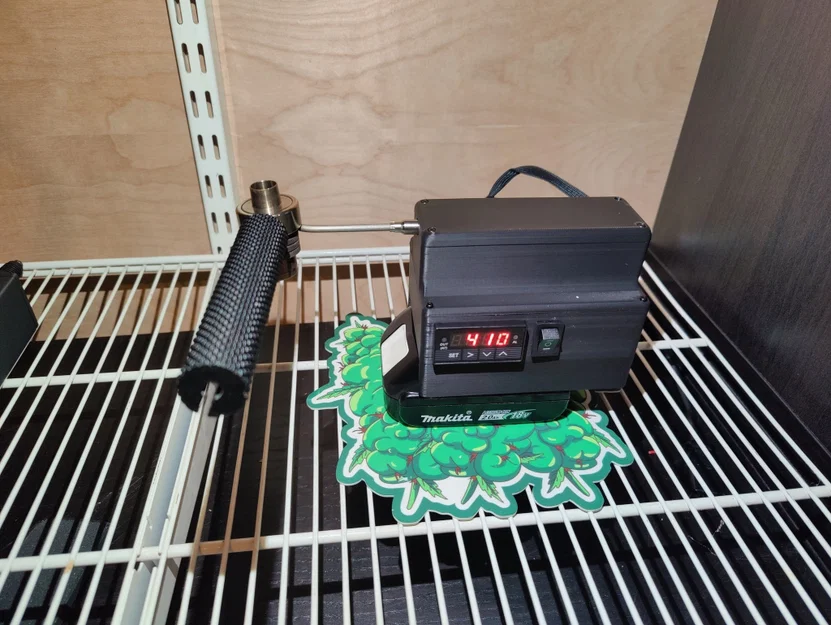 Vỏ hộp điều khiển PID 12V Makita - Image 1