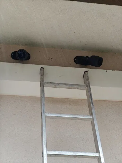 Giá đỡ camera Ubiquiti Unifi G5 Professional - Image 5